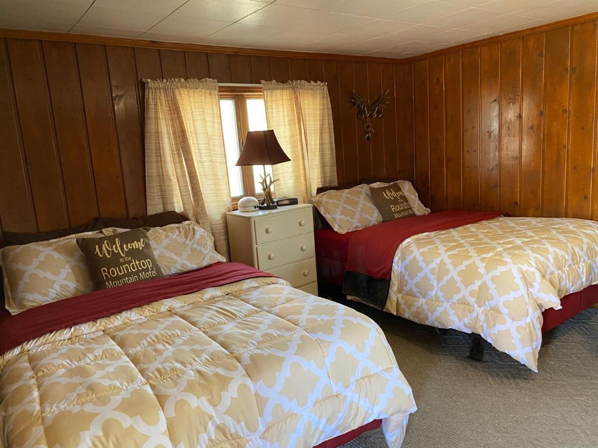 Roundtop Mountain Vista - Cabins And Motel ザーモポリス エクステリア 写真